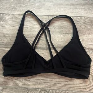 Lululemon black swim top bra